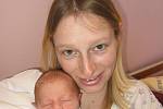 Heleně a Petru Buriankovým z Plzně se 12. února osm minut po čtrnácté hodině narodil ve FN v Plzni druhorozený syn Toníček (2,79 kg/47 cm), na kterého doma netrpělivě čeká čtyřiapůlletý bráška Vojtíšek