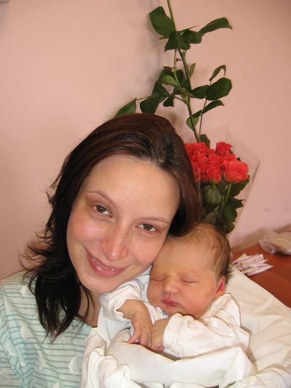 Petr Samek z Plzně pojmenoval svoji prvorozenou dceru po její mamince Markétě Součkové z lásky k ní. Markétka juniorka (3,20 kg/49 cm) se narodila 7. dubna v 7.45 hod. ve FN v Plzni