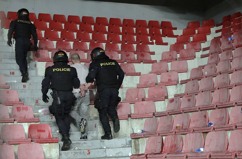 Zápas fotbalové Fortuna ligy mezi Spartou Praha a Plzní na Letné.