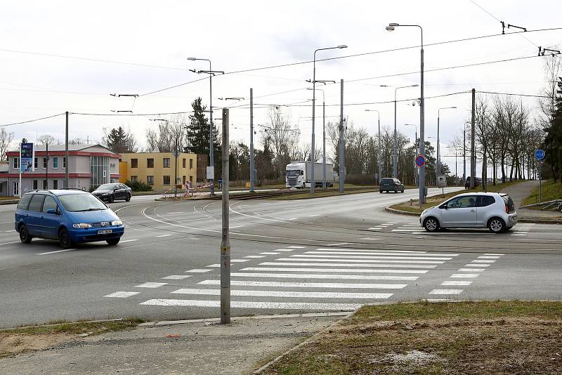 Rekonstrukce semaforů na křižovatce ulic Plaská a Tachovská v Plzni.