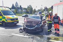 K dopravní nehodě dvou osobních aut došlo ve středu odpoledne v Plzni na křižovatce ulic Studentská a Plaská.