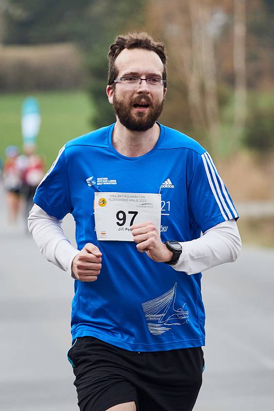 Krajský půlmaraton se běžel v okolí krajské metropole.