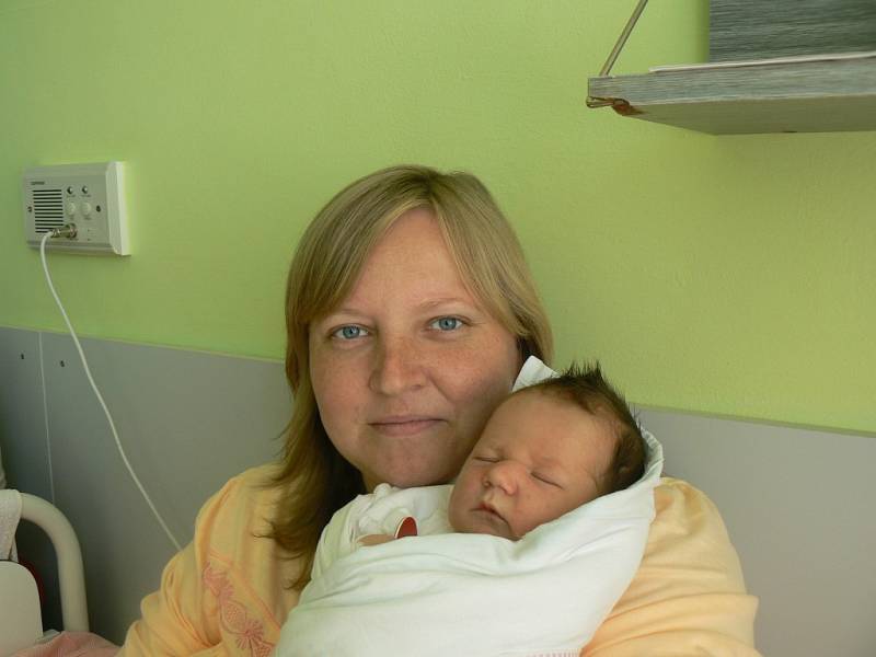 Barborka Staňková (3,10 kg, 50 cm) se narodila 12. května v 17:29 hod. v Mulačově nemocnici. Je prvorozenou dcerou maminky Elišky a tatínka Františka z Plzně