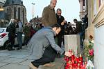 Uctít památku obětí útoků dorazil i Ondřej Ženíšek, prezident Francouzské aliance v Plzni