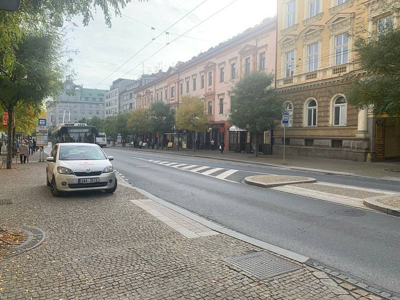 Místo na Americké v Plzni, kde došlo k útoku a střelbě.