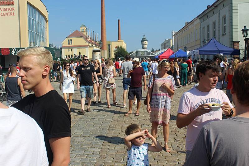 Desítky druhů polévek degustovali návštěvníci v areálu Plzeňského Prazdroje.