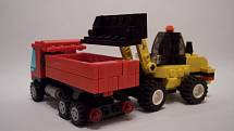 Lego auta ze sbírky Jana Bejvla.