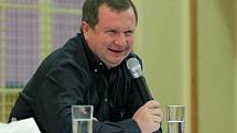 Pavel Vrba diskutoval se studenty Sportovního Gymnázia