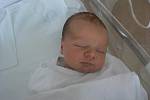 Čtyřletá Julie se už moc těší, až bude mít doma svého novorozeného brášku Jakuba (3,47 kg, 52 cm), který se narodil Haně Moravcové a Pavlu Mašátovi 27. srpna v 17.33 hod. ve FN v Plzni