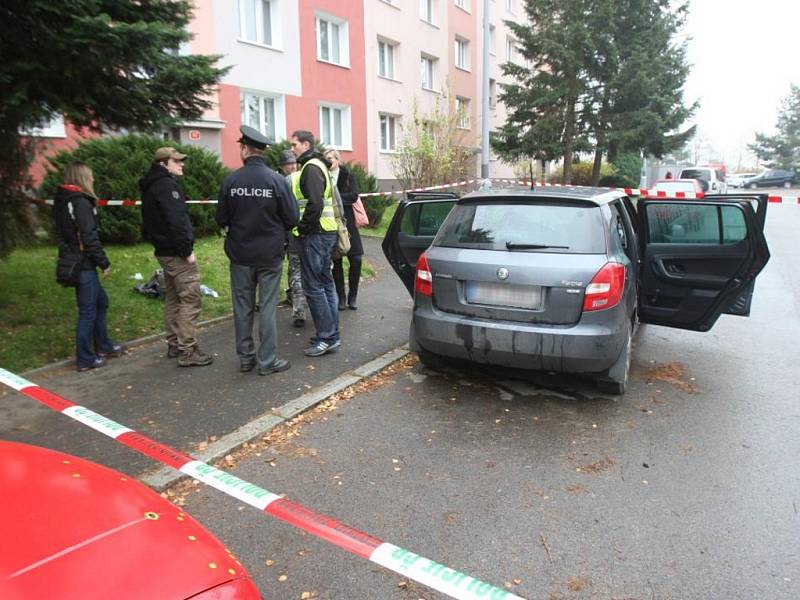 Policie při vyšetřování na místě činu