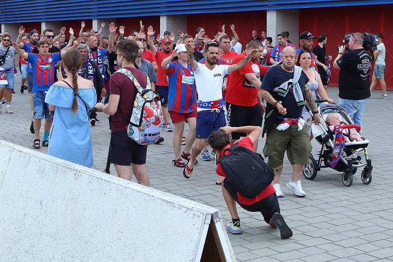 Pietní místo u stadionu FC Viktoria Plzeň