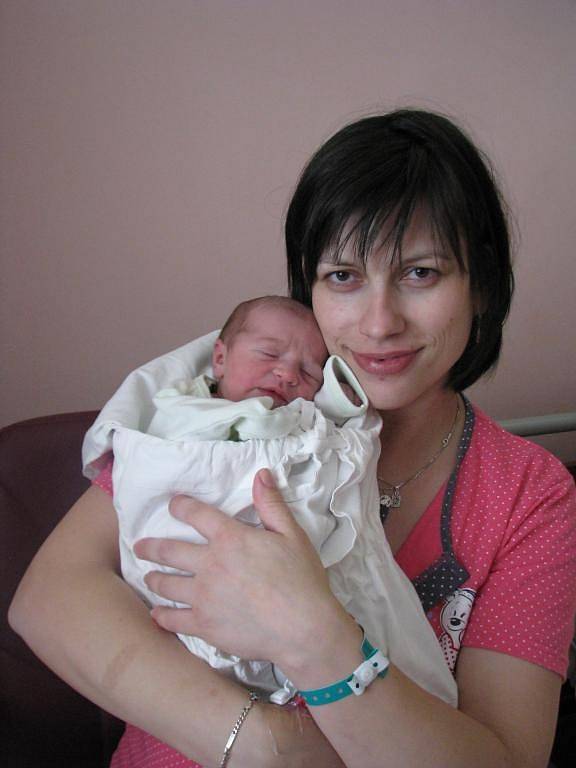 Magdalena (3,42 kg) se narodila 9. ledna ve 3:54 ve Fakultní nemocnici v Plzni. Na světě ji přivítali rodiče Barbora a Vladimír Tyrovi ze Lhotky a pětiletý bráška Jakub