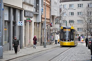 Tramvajovou trať od plzeňského náměstí Republiky až po Šafaříkovy sady čeká pětiměsíční rekonstrukce