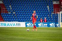 Lukáš Hejda vykřesal svojí brankou ze 79. minuty svému celku naději, ale i tak Viktoria Plzeň padla v Ostravě s Baníkem 1:2.
