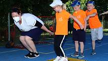 Děti si mohou vyzkoušet tradiční disciplíny Sportovních her mateřských škol jako je skok z místa...