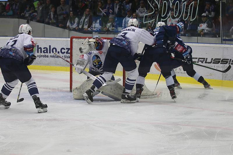 Kladno (v bílém) hostilo v hokejové extralize Plzeň.