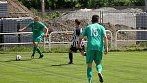 23. kolo I. B třídy, skupina C: SK Smíchov (černí) - Kozolupy 8:0.