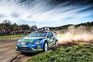 Václava Pecha s vozem Ford Focus WRC  připravily o lepší umístění na Rallye Šumava problémy s poškozeným turbem.