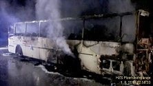 Požár autobusu na dálnici D5