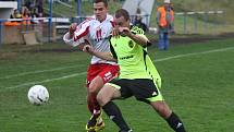 Ze zápasu Holýšov (v bílém) - Stříbro 0:2