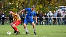 11. kolo I. B třídy (skupina B): TJ Sokol Štěnovice (na snímku fotbalisté v modrých dresech) - TJ Sokol Losiná 1:5 (1:4).