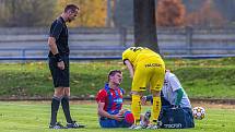 Fotbalisté FK ROBSTAV Přeštice (na archivním snímku hráči ve žlutých dresech) remizovali v Uhříněvsi u Prahy s rezervou Bohemians 1905 1:1.