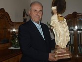 Biskup František Radkovský s patronem plzeňské diecéze blahoslaveným Hroznatou
