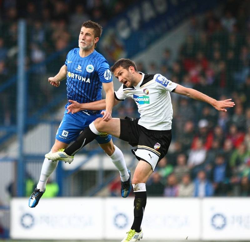 Fotbalisté Viktorie Plzeň titul mistra Gambrinus ligy neobhájili. 