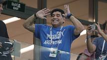 V klubu soupeře plzeňské Viktorie chvilku vládl i Diego Maradona.