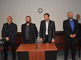 Ladislav Šilhavý, Zdeněk Hadrava, Pavel Kroupa a Martin Vávra (zprava) u Krajského soudu.
