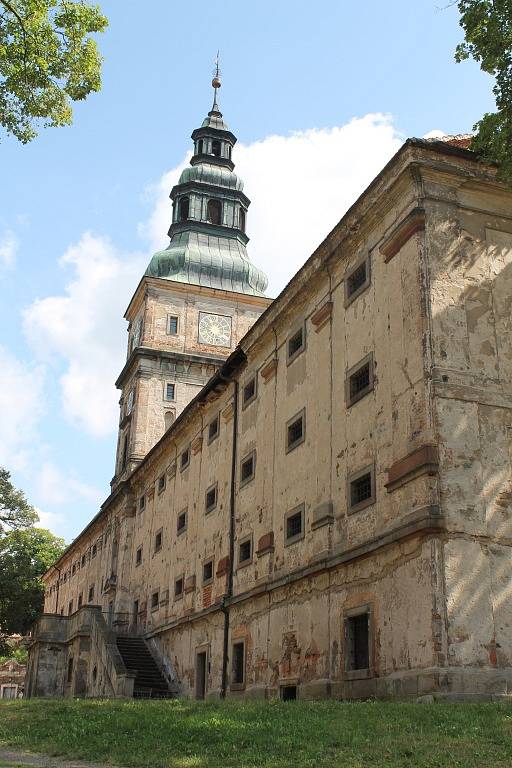 Představení znovuotevřené prohlídkové trasy Sýpka kláštera v Plasích