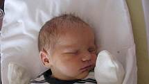 Šimon (3,16 kg) se narodil 19. května v 10:42 ve Fakultní nemocnici v Plzni. Na světě ho přivítali rodiče Lenka a Václav Pechovi a sourozenci Kristýnka (9), Lukáš (8) a Jakub (2) z Předenic
