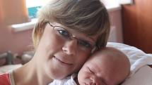 První miminko, syn Nicolas (3,29 kg, 50 cm) se narodil 1. září v 1:21 ve Fakultní nemocnici v Plzni mamince Janě Kroupové a tatínkovi Lukáši Kroupovi z Krašovic