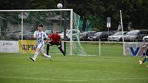 28. kolo I. A třídy: FC Rokycany B (zelení) - Slavoj Mýto B 5:2.