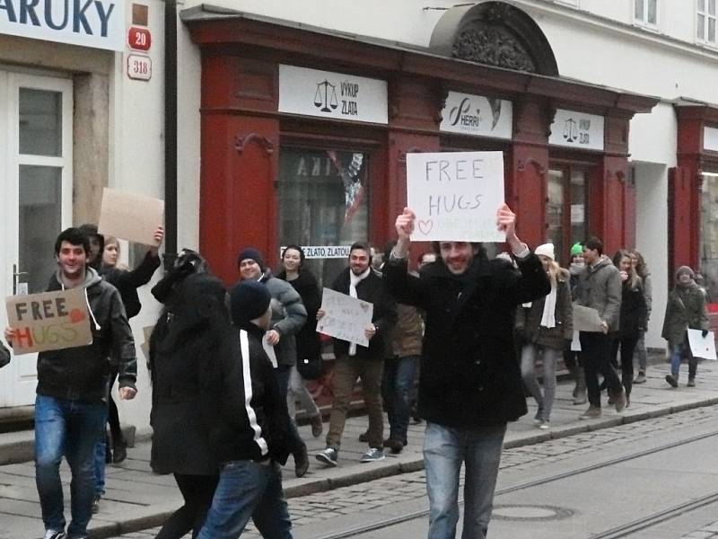 Pochod zahraničních studentů po Plzni