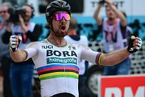 Trojnásobný světový šampion Peter Sagan bude největší hvězdou nedělního mistrovského závodu v Plzni.