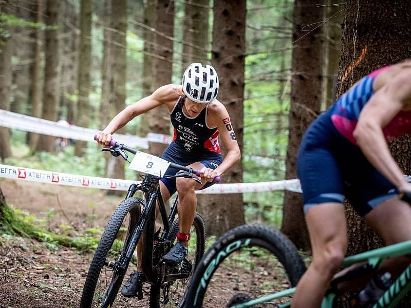 Zemanová se během cyklistiky posunula na pátou příčku, kterou už uhájila.