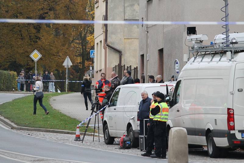 Cvičení záchranných složek na základní škole v Dobřanech