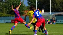 5. kolo 1. ligy žen: FC Viktoria Plzeň (na snímku fotbalistky v červenomodrých dresech) - AC Sparta Praha 1:3 (0:1).