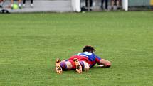 5. kolo FORTUNA ČFL, skupina A: FK Loko Vltavín (zelení) - Viktoria Plzeň B (červenomodří) 3:1 (2:1).