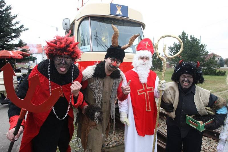 Mikulášskou tramvaj řídil Belzebub