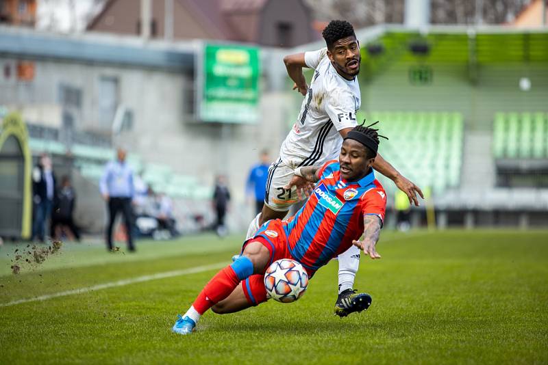 Fotbalisté Viktorie Plzeň ztratili v lize bod remízou v Karviné