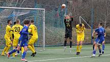 FORTUNA ČFL, skupina A (16. kolo): FK Motorlet Praha - FK ROBSTAV Přeštice (na snímku fotbalisté ve žlutých dresech) 2:0 (1:0).