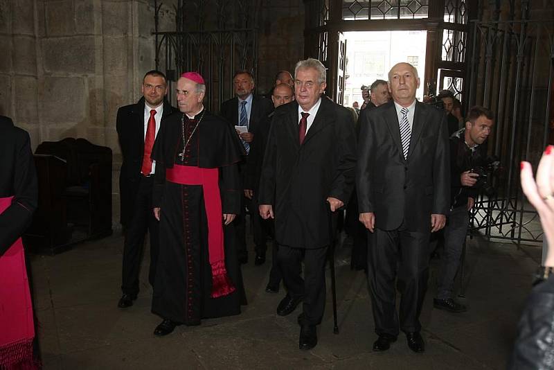 Prezident Miloš Zeman v katedrále sv. Bartoloměje