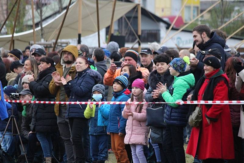 Mušketýři v Plzni - Mansfeld odchází.