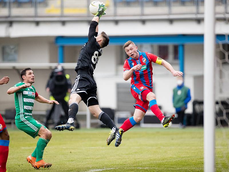 Jakub Brabec v utkání s Bohemians 1905.