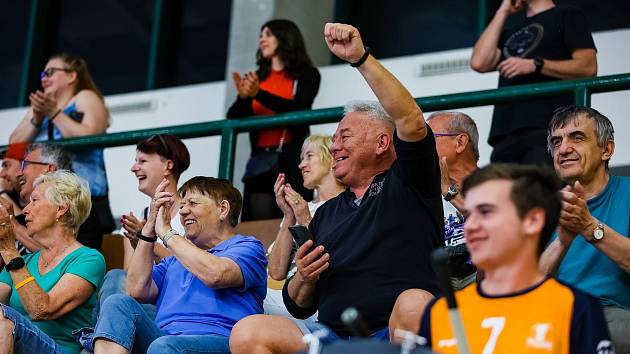 Futsalový zápas mistrů, 2. června 2023: futsalisté SK Interobal Plzeň - házenkáři Talent Týmu Plzeňského kraje 5:5.