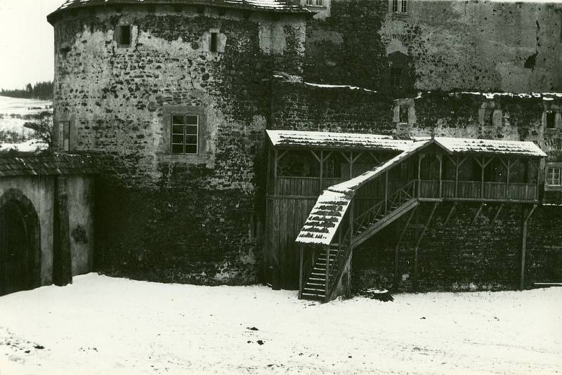 Natáčení Tří oříšků pro Popelku na Švihově v roce 1973.