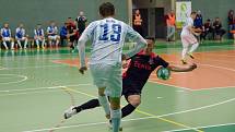 Druhé semifinále nejvyšší futsalové ligy mezi Teplicemi (tmavé dresy) a Interobalem Plzeň. Foto: Redakce