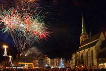 Novoroční ohňostroj 2018 na náměstí Republiky.